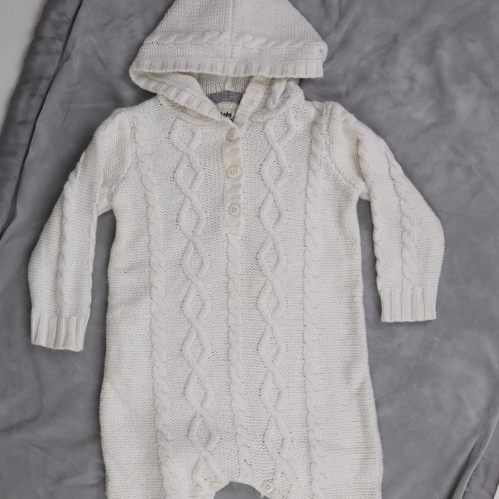 OshKosh B'gosh White Fisherman Knit Bodysuit Tracksuit Sweatsuit Unisex Baby